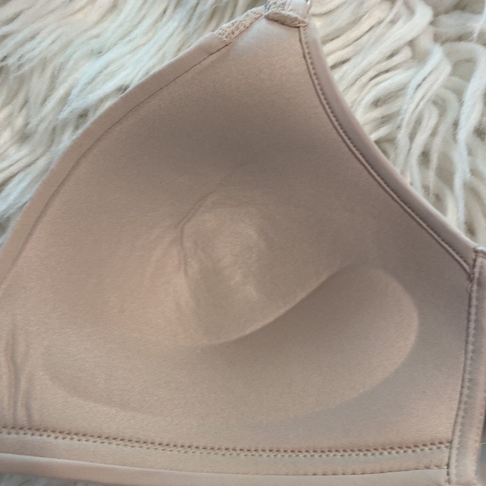 Warners Bra size 34A brand new with tag silky soft fabric for luxurious comfort - Picture 6 of 12